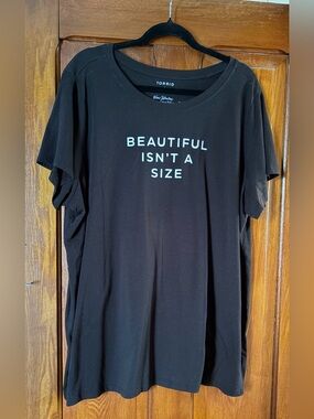4X - torrid Graphic Tee